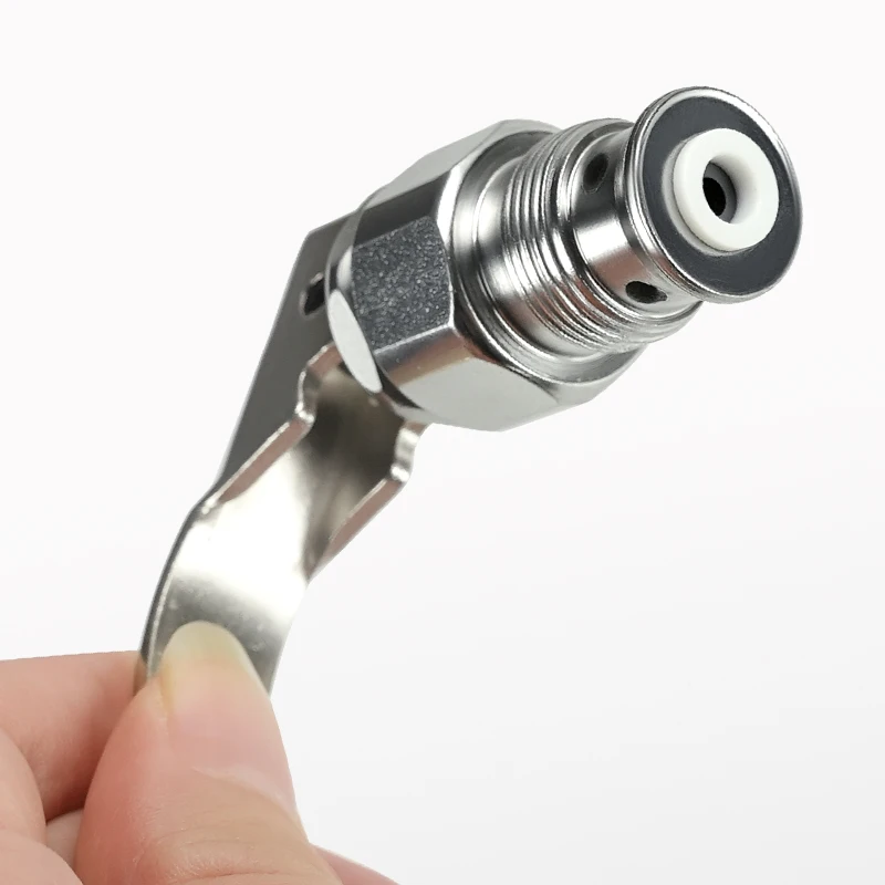 New Portable Airless Spraying Machine Reflux Valve,Plunger Machine Pressure Relief Valve