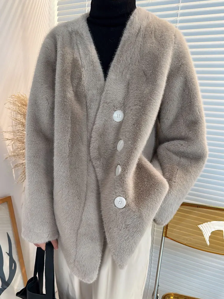 女性用Vネックフェイクレザーコート,厚手のカーディガン,暖かいジャケット,ミンクの毛皮のジャケット,コーヒーグレー,ピンクと白,ルーズなファッション,冬