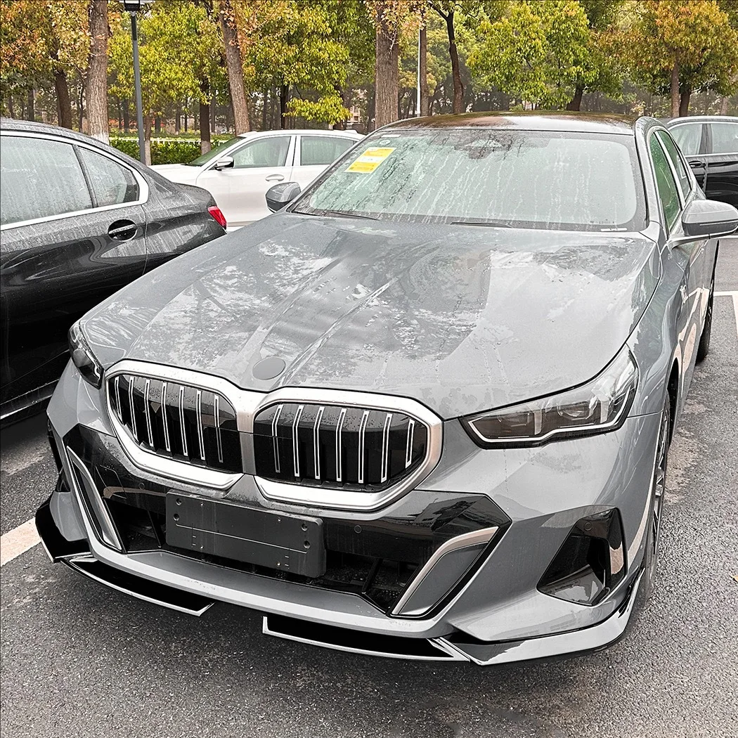 

Front Bumper Lip Spoiler MP Style Splitter Diffuser Body Kit For BMW G60 G61 520d 520i 530e 550e i5 M60 M-Sport 2023-2025 Tuning