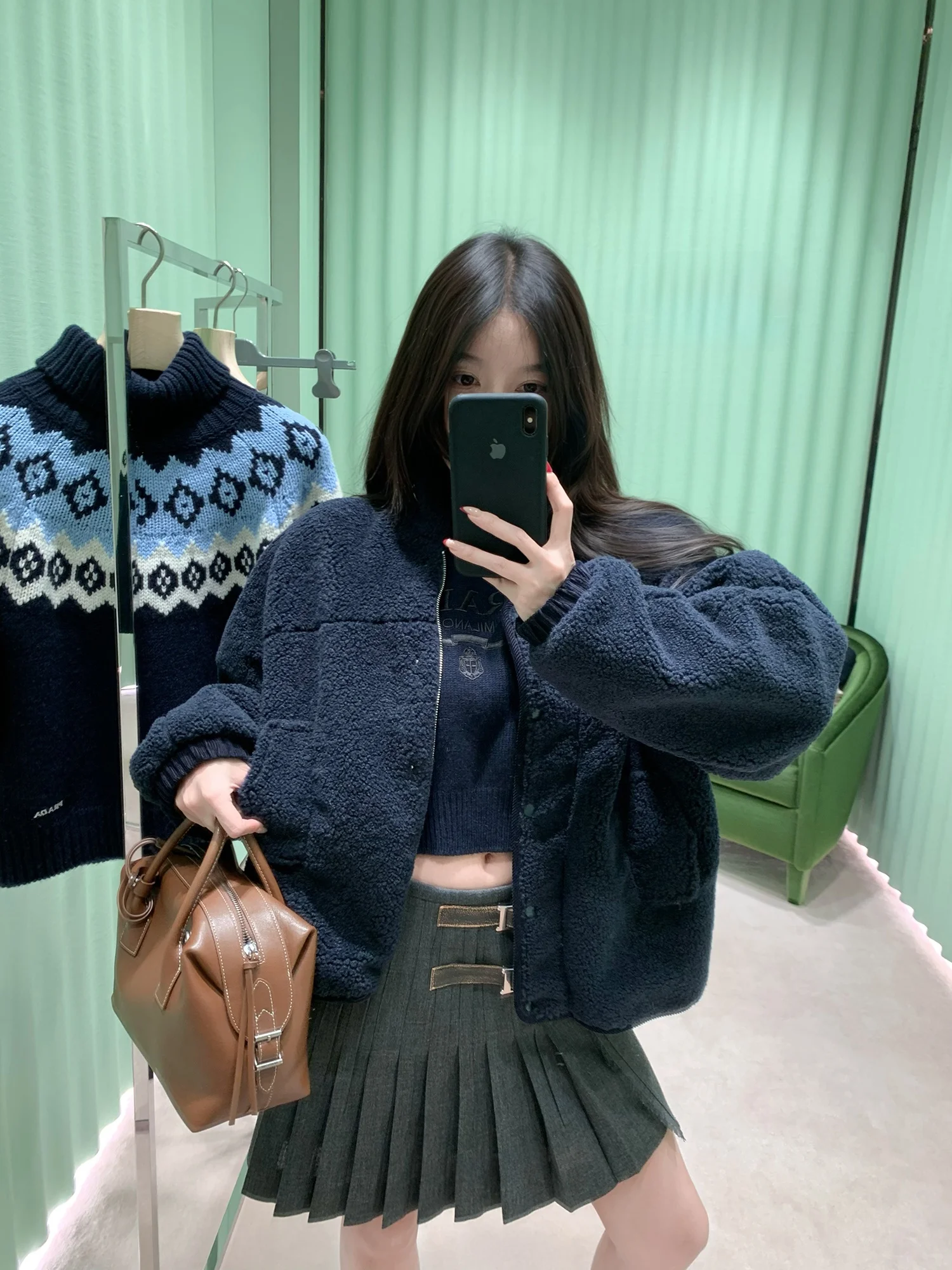 

ivian Warm Winter Thi Lamb Fur Corduroy d Plu Coat Ladies Casual Sle Zipper Closure Long Sve Stand Fit Jaet