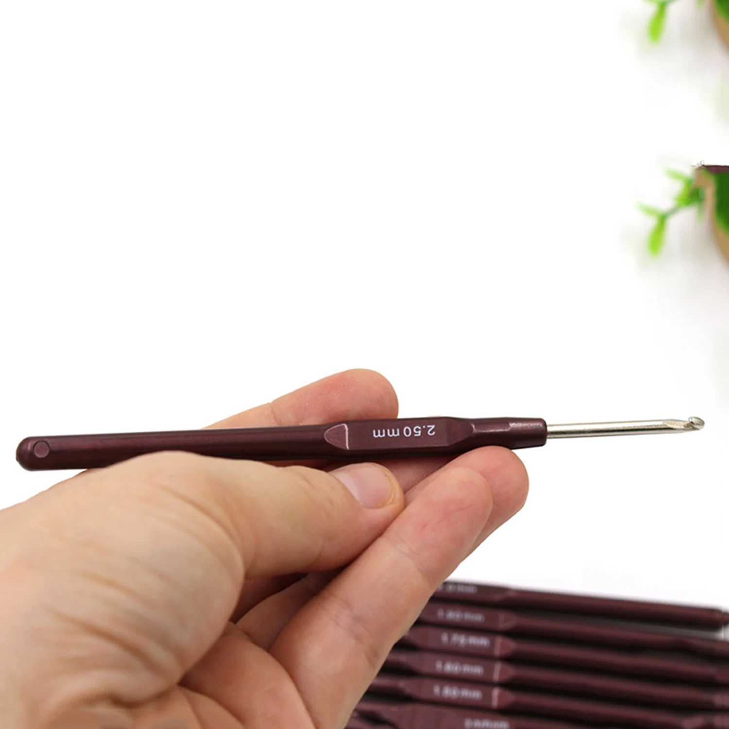 -A25M 16-teiliges Häkelnadel-Set mit Griff, Stricknadeln und 8-teiliges schwarzes Stricknadeln mit Kunststoffgriff