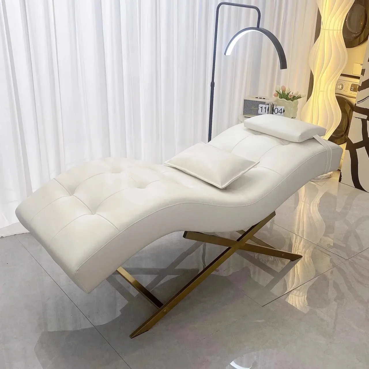 

Modern Beauty Salon Facial Skin Care Chair Massage Table Curved Lash Beauty Bed Salon Equipment Furniture Massage Table Portable
