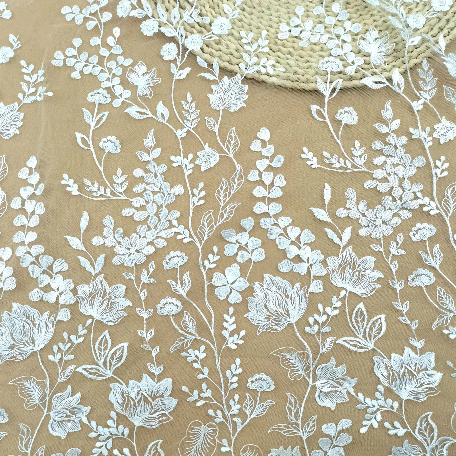Elegant fashion bridal dress lace fabric 130cm width wedding dress fabric sequins lace selling by yard