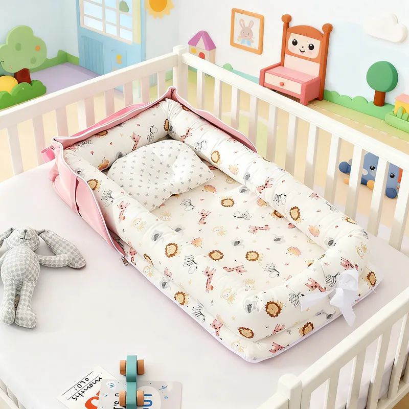 

2026 New Portable Baby Bed Animal World Pattern Folding Newborn Travel Crib Lightweight Safe Comfortable for Toddler Infant