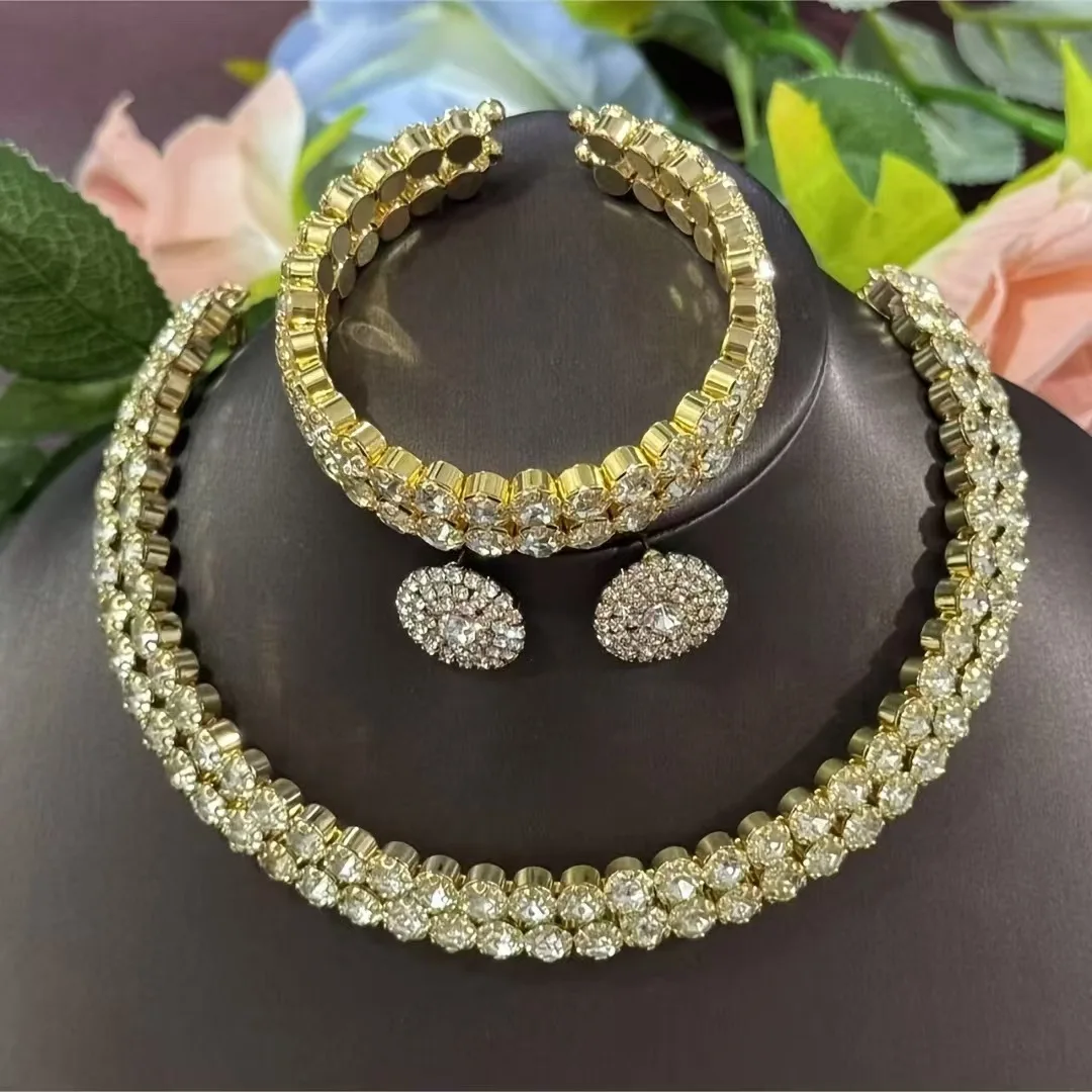 Temperament jewelry set with full diamond claw chain, light luxury, fashionable and high-end accessories, earrings, earrings, ea