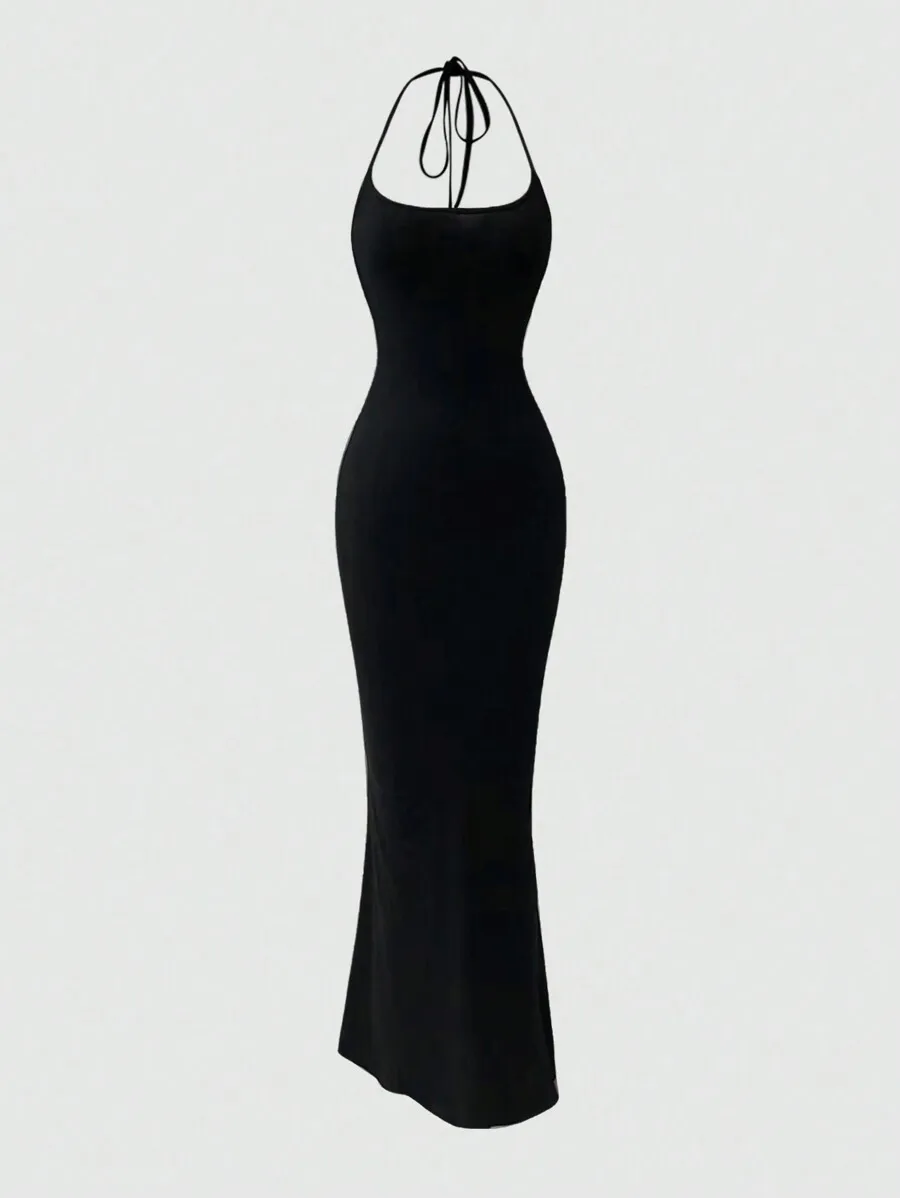 

Black Solid Halter Neck Mermaid Hem Maxi Dress for Women