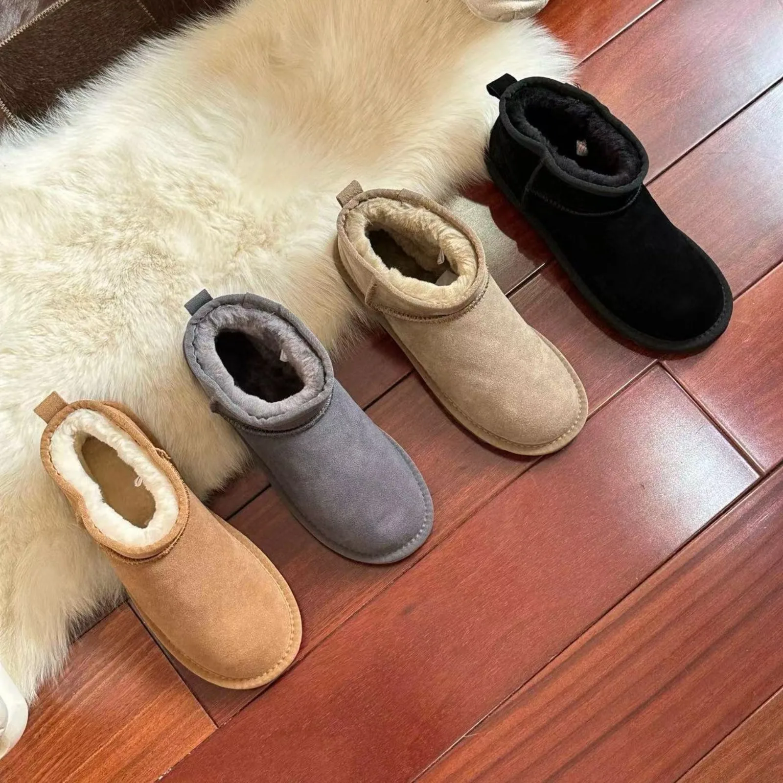 

Thick soled women's snow boots with warm fur lining, rubber sole, round toe, Korean style ankle boots for winter 2026