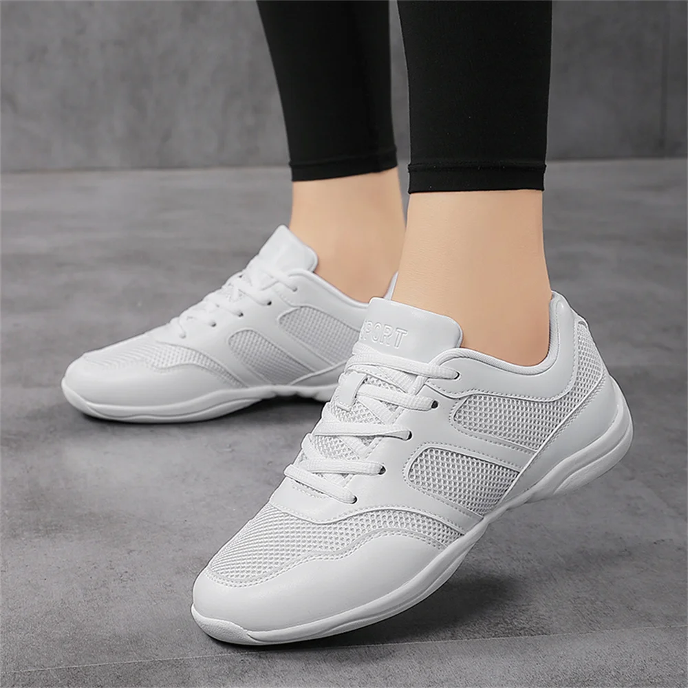 BAXINIER Girls White Cheer Shoes Trainers  Breathable Training Dance Tennis Shoes Lightweight Youth Cheer Competition Sneakers