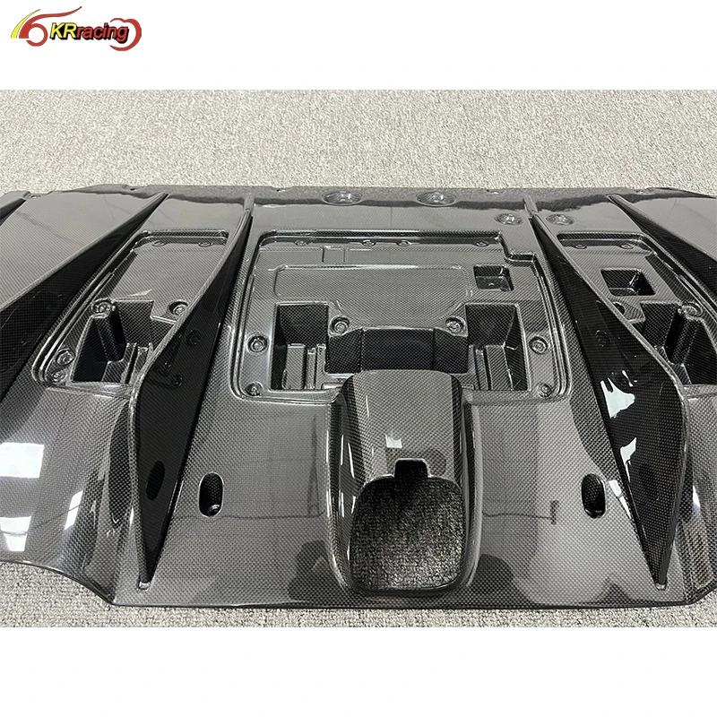 Kualitas tinggi gaya Novit Diffuser belakang serat karbon kering untuk Ferrari 488 GTB Spider 2015-2018