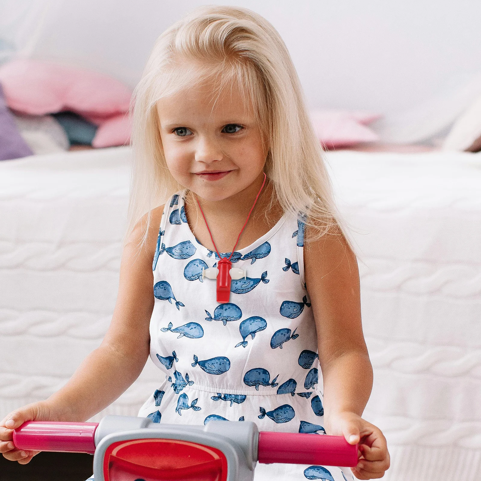 

Loud Samba Plastic Whistle Sports Cheerleading Accessory Party Favors Musical Instrument for Festivals Celebrations Events