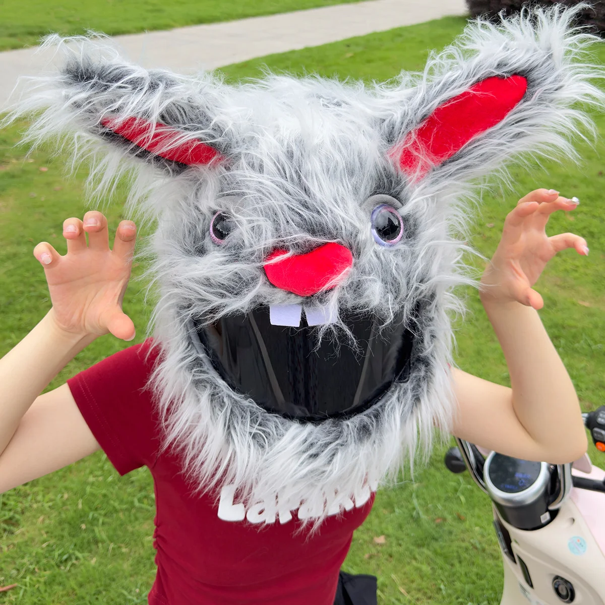 

Чехол для шлема: милый мультяшный, устойчивый к царапинам, плюшевый, для полнолицевого шлема, без капюшона, теплый, для мотоциклетного шлема