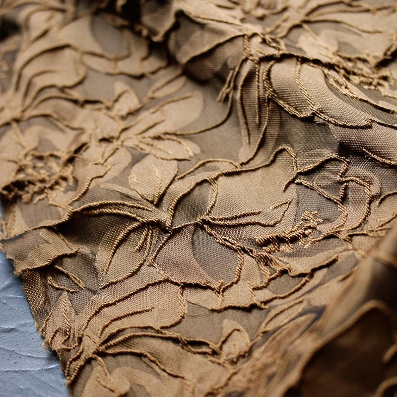 Rose Brown Pattern Three-dimensional Texture Jacquard Fabric High-end Dress Top Cut Into Han Clothing Designer Fabric
