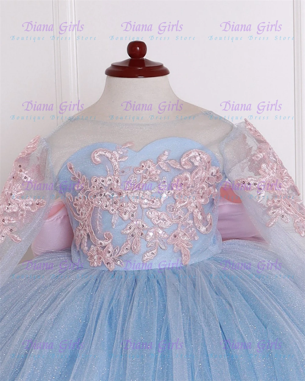 

Quality Lovely Flower Girl Dress Blue Tulle Fluffy With Pink Applique For Wedding Little Princess Birthday Party Evening Gowns