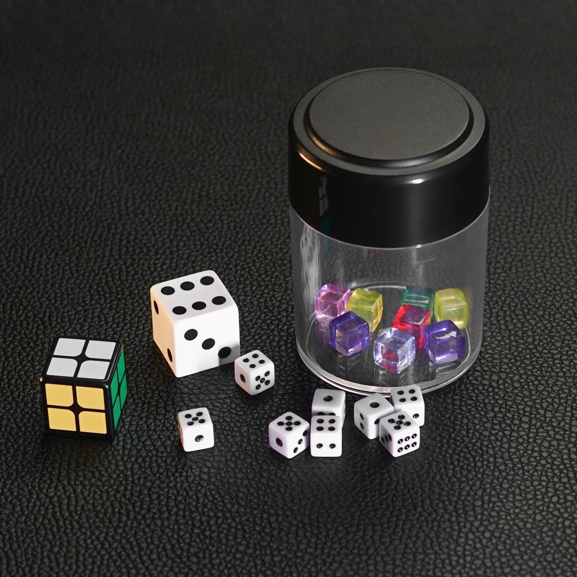 Dice Explosion By IARVEL Cube MAGIC Tricks Magie Props Mentalism Close Up Street Magician Illusion Gimmick