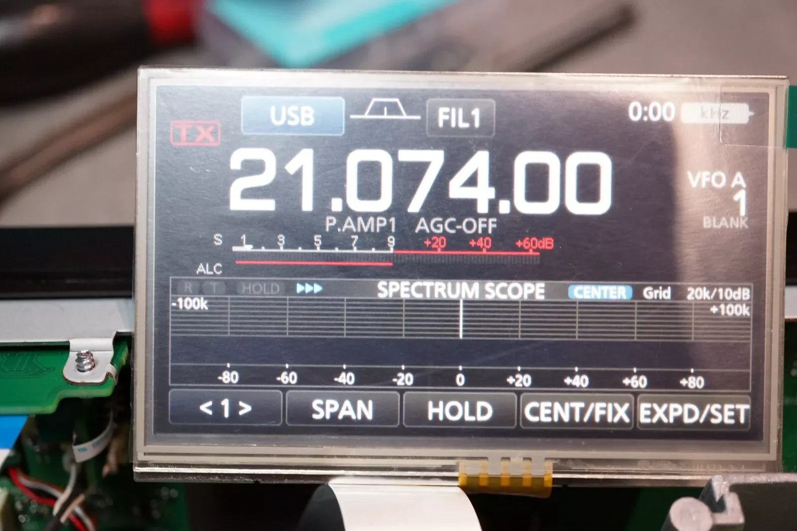 

Замена сенсорного ЖК-экрана для ICOM IC7300/R8600/9700/705