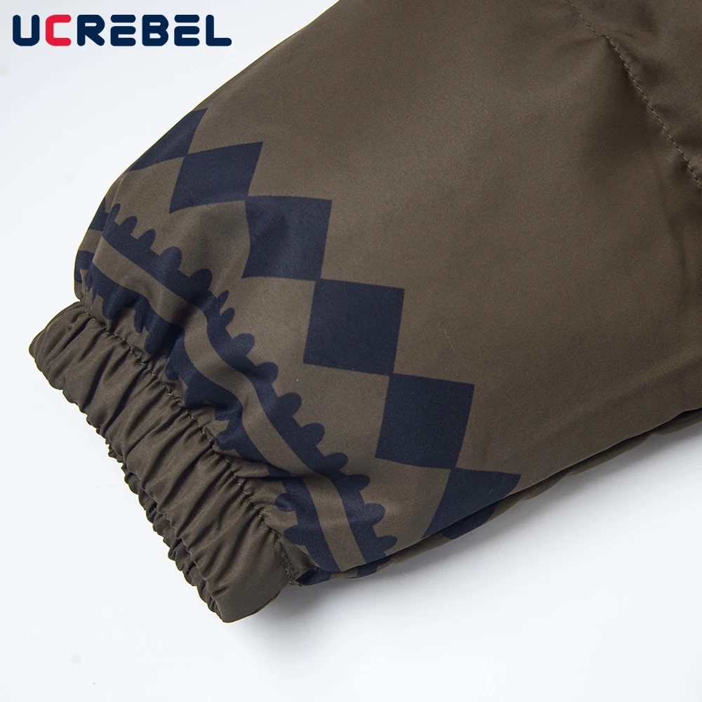 سترة مبطنة مطبوعة بنمط فير آيل للرجال شتوية سميكة ملابس خروج فضفاضة بأكمام طويلة وياقة من الفرو وقلنسوة سترة مبطنة للرجال