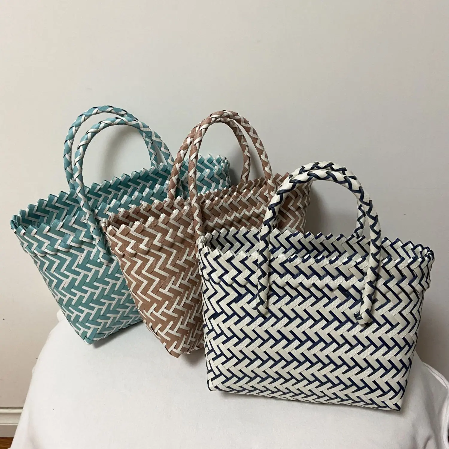 New Hand-woven Basket Portable Vegetable Basket Household Korean Woven Bag Women\'s Bag Beach Bag Shopping Bag