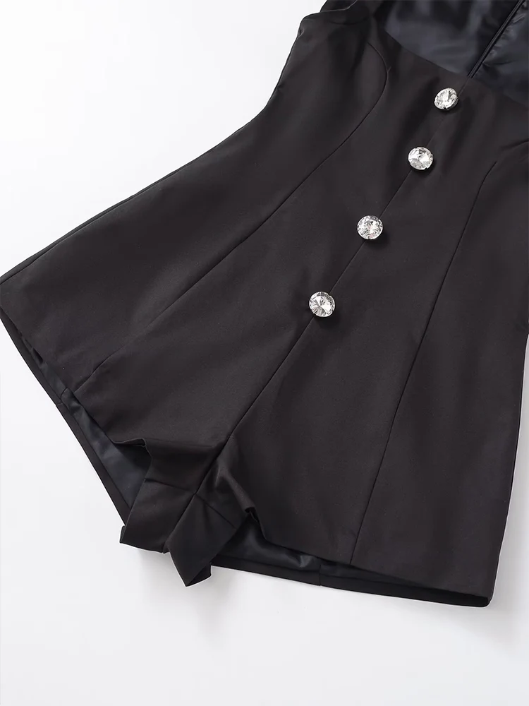 จั๊มสูทแฟชั่นผู้หญิงสไตล์ยุโรปแบบใหม่ ดีไซน์หลากหลาย พร้อมตกแต่งด้วยกระดุมเครื่องประดับสุดหรู