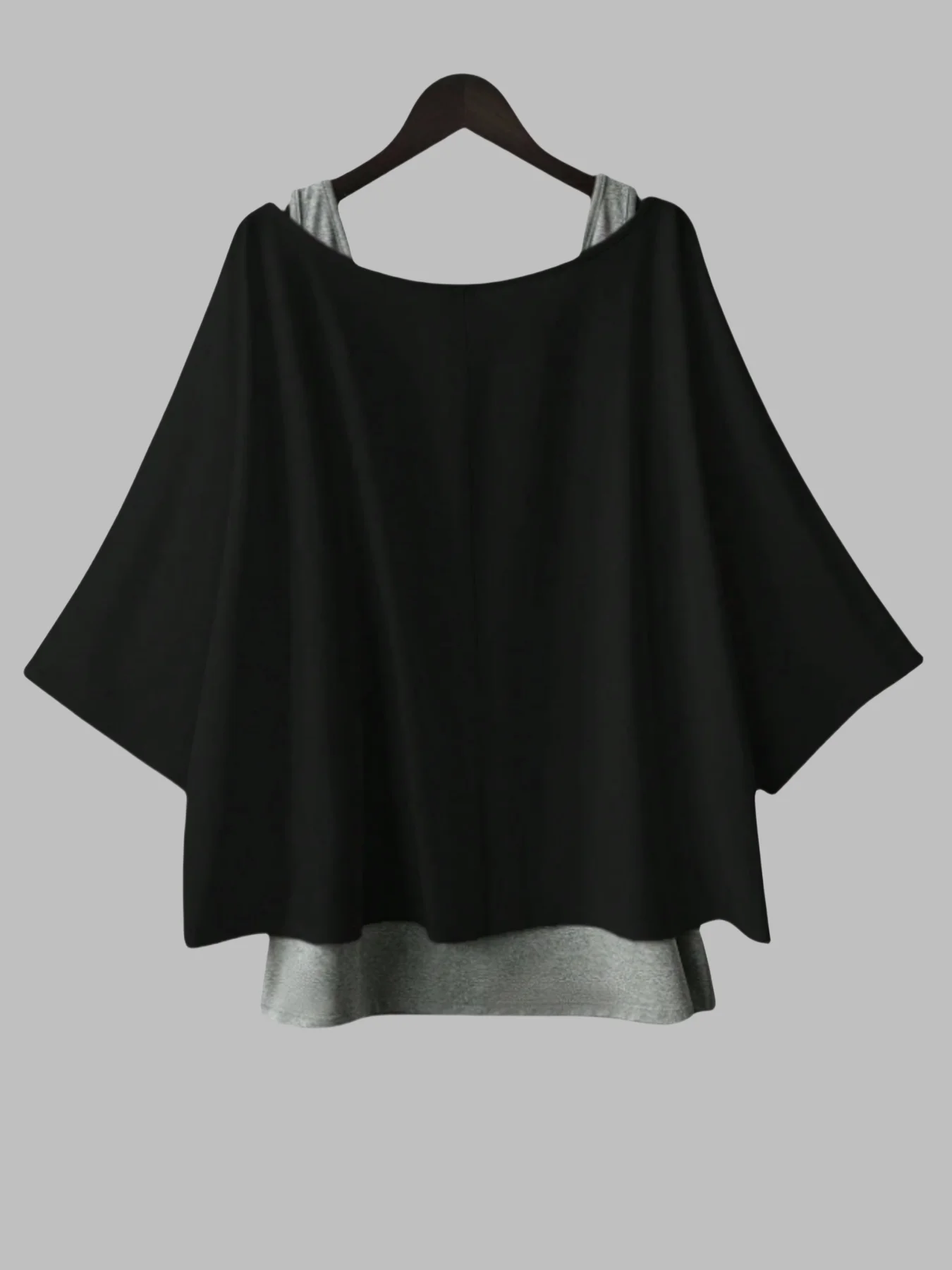 Women's Plus Size Batwing Sleeve Casual Tops Fake Two-Piece Loose Fit Blouse view 2
