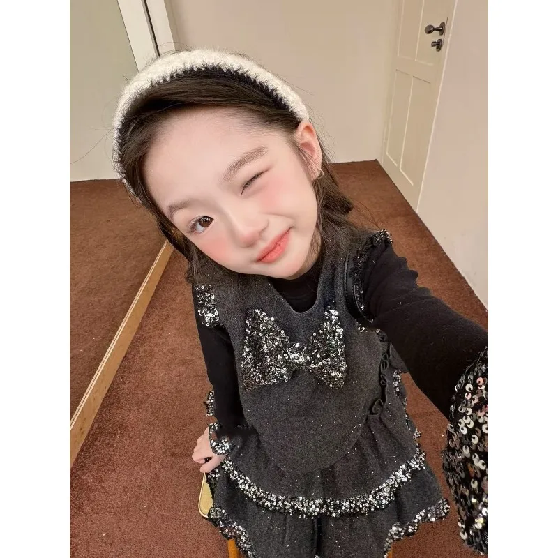 Children's Outfit, Girls' Set, Small Fragrance Butterfly Bow Vest, Base Shirt with Cake Skirt and Thick Velvet Lining