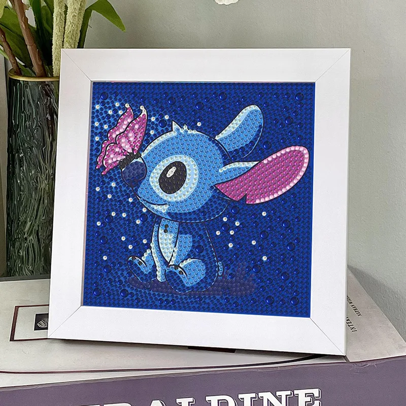 17*17cm 5D Full Round Drill Diamond Painting Kit With Frame Cute Big Ears Blue Alien Pet Cupid Wing Love Heart Bubble Blue Backg