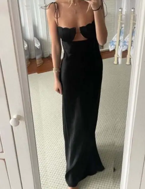 

Y2K Summer Dress Woman V-Neck Hollow Out Dress Sexy Camisole Dress Backless High Waist Slim Fit Temperament Urban Party Dress