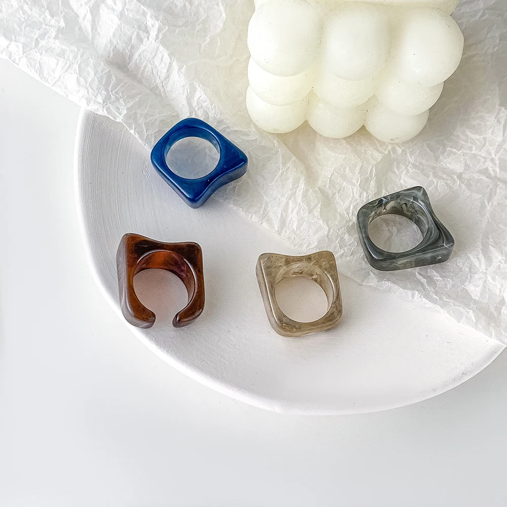 Colorful Transparent Acrylic Resin Rings for Women Girls Fashion Geometric Square Round Chunky Ring Jewelry Gifts 2024 New