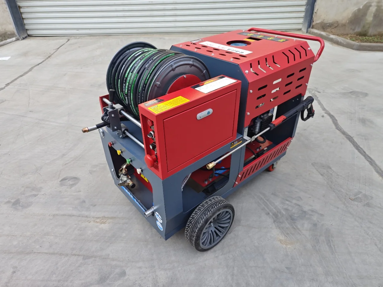 Sewer Jetting Equipment Diesel Sewer Jetter Dual Hose Reel High Pressure Water Pump For Municipal Drain Cleaning Machine