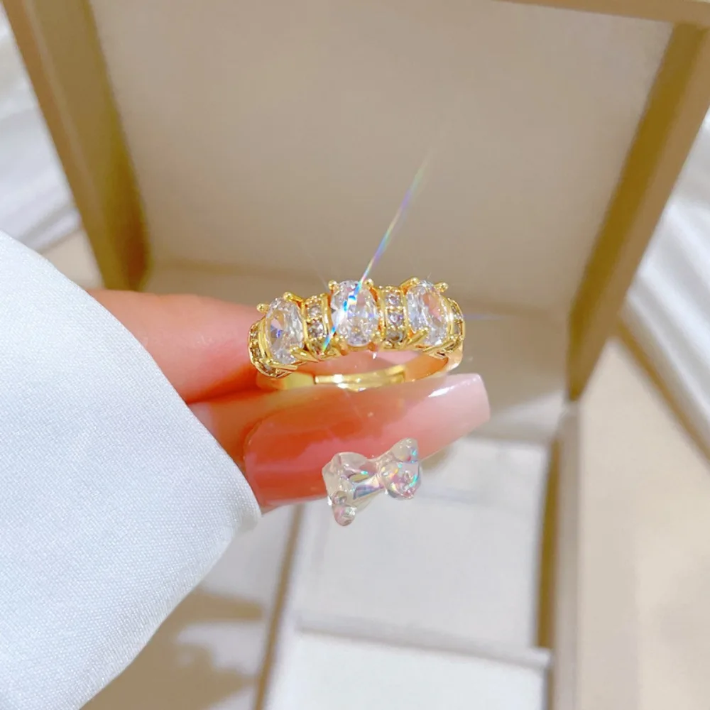 Fashion Temperament Sparkling Zircon Crystal Adjustable Opening Rings for Women Gold Color Stainless Steel Charm Finger Jewelry