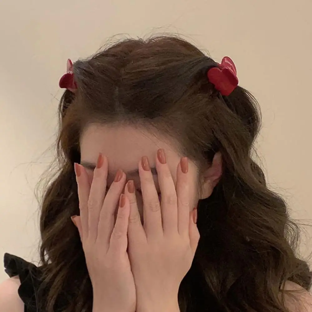 

Заколка для волос 3,5 см в форме сердца, красочные аксессуары для волос, боковая заколка для лба, ацетатная заколка для волос в форме краба, маленький размер, заколка в виде акулы