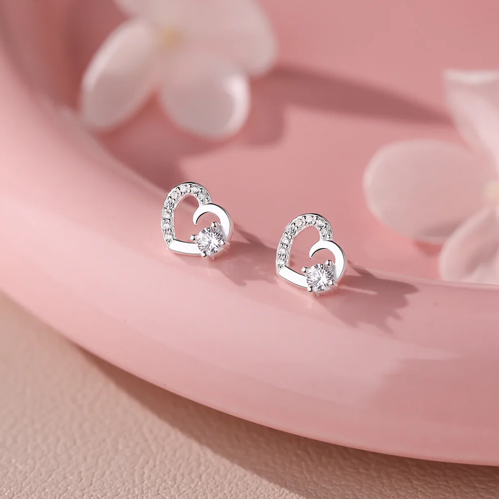 

INZATT Real 925 Sterling Silver Zircon Heart Mini Stud Earrings for Women Cute Fine Jewelry Light Luxury Accessories