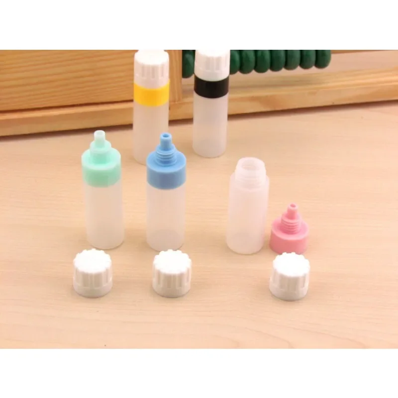 1pcsLot Multicolor Easy Carry Portable Contact Lens Bottle for Travel Eyewear Accessories Contact Lenses Case