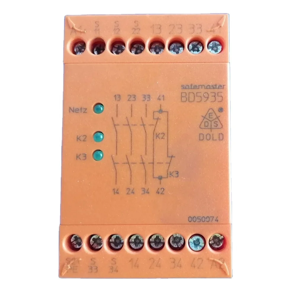 

DOLD BD Safety Relay BD5935.48/61 DC24V dc Safety Relay Dual Channel With 2 Safety Contacts Original