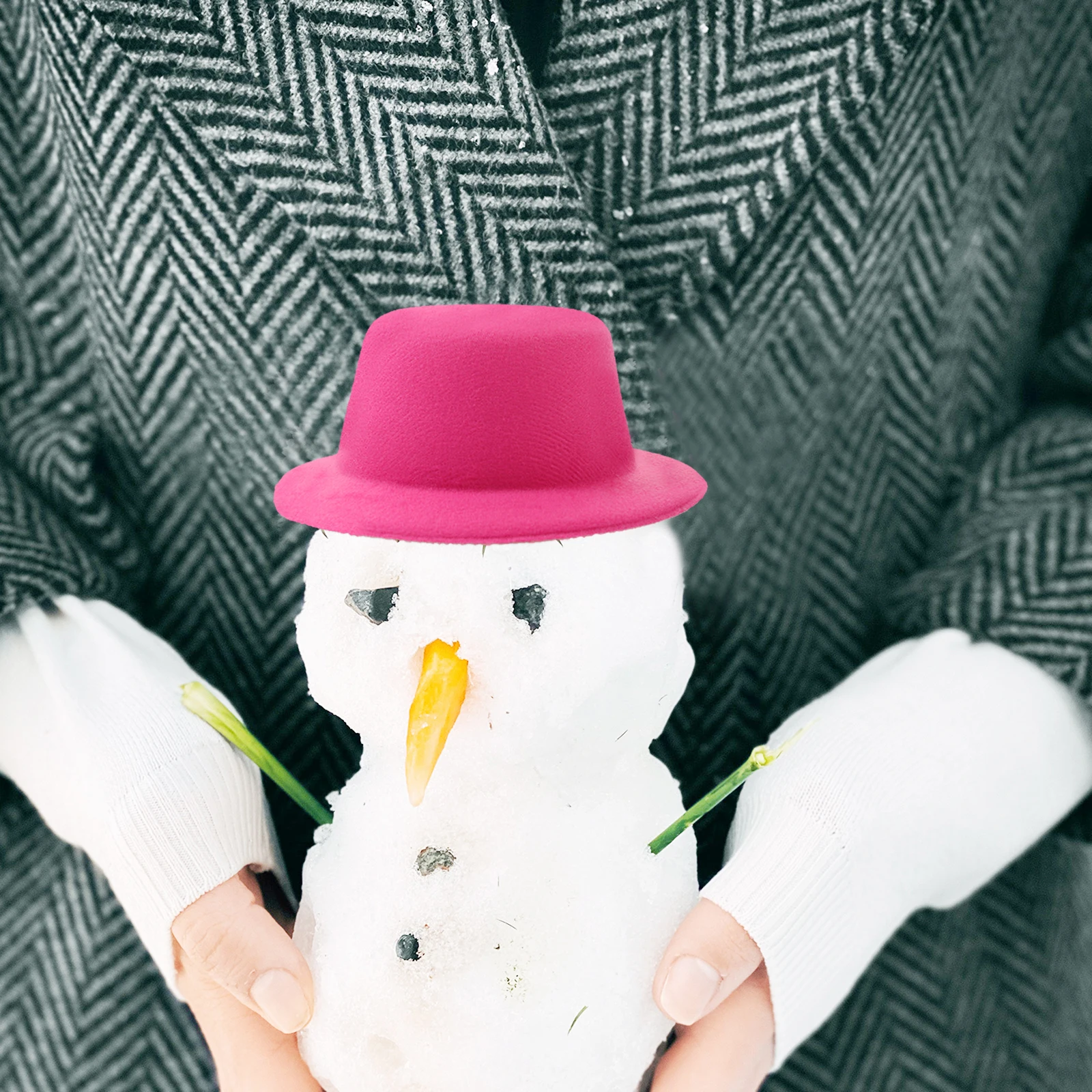 

4Pcs Mini Snowman Hats Adorable Tiny Hats Crafts Accessories Lightweight Headwear