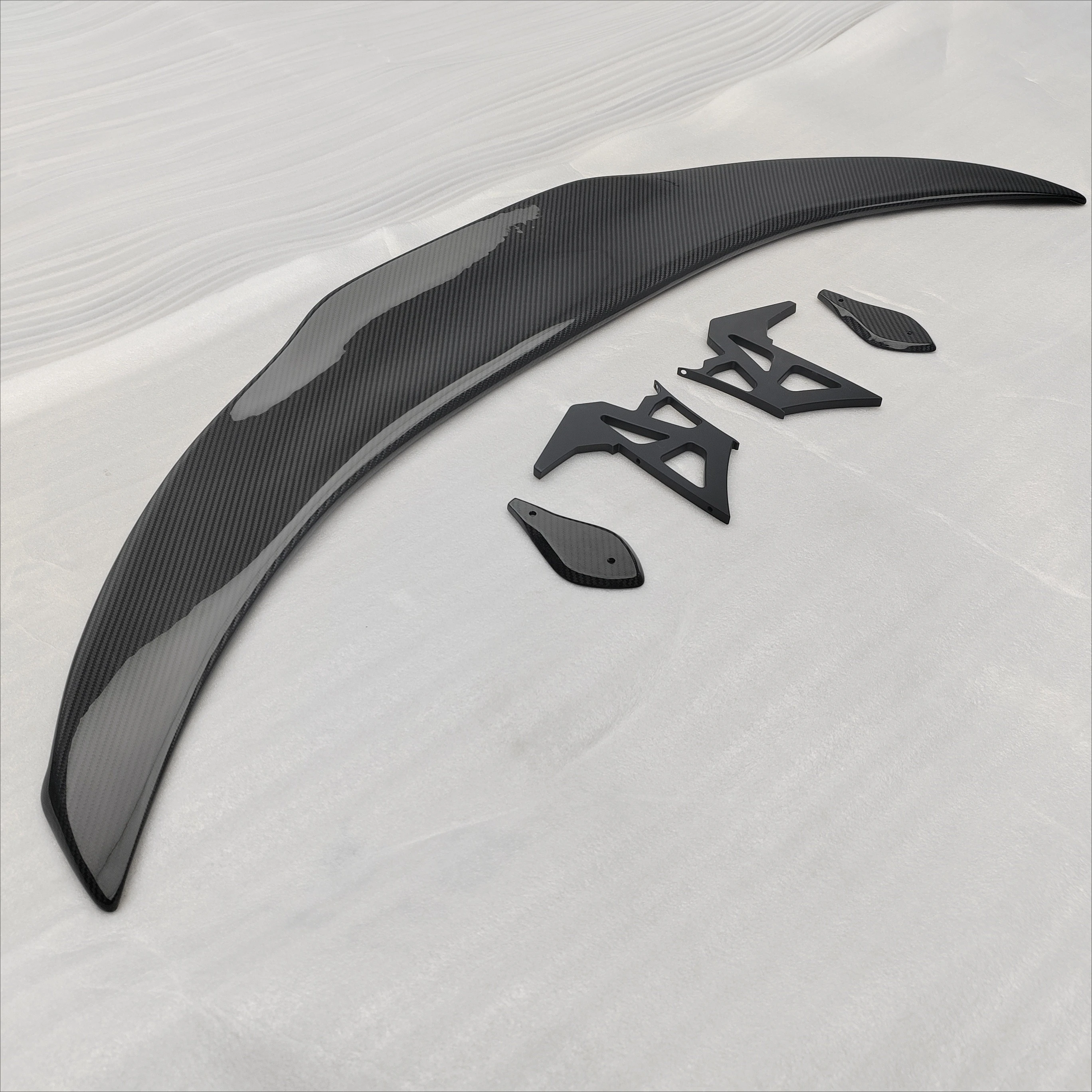 

Light Weight 5-Piece Single Deck Carbon Fiber Rear Wing Spoiler for BMW I4 2020-2023