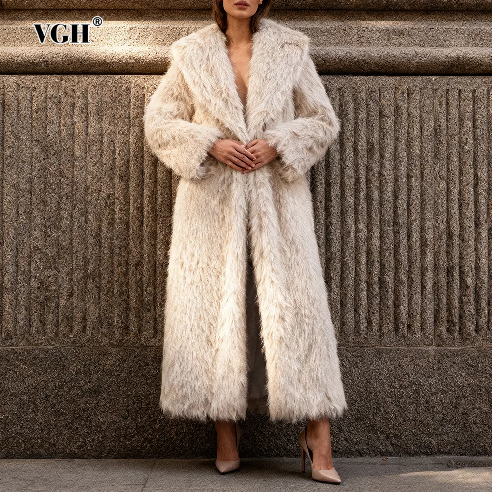 

VGH однотонная элегантная зимняя теплая верхняя одежда для женщин с лацканами и длинными рукавами в стиле пэчворк, темпераментное пальто из искусственного меха, женский модный стиль