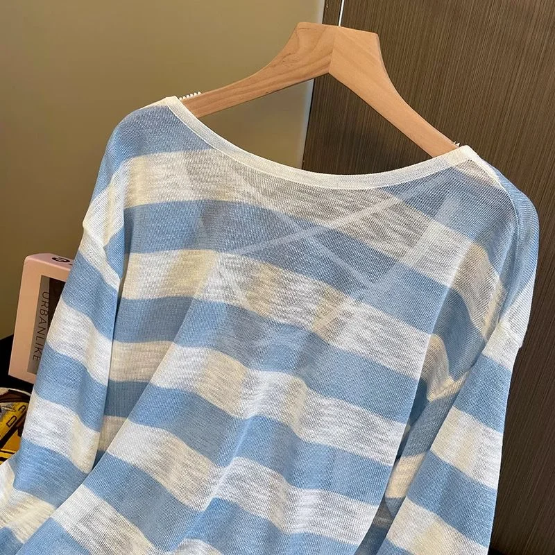 T-shirt a maniche lunghe a righe blu per donna Camicetta estiva con protezione solare Top ampio ed elegante e sottile stile pigro incrociato sul retro