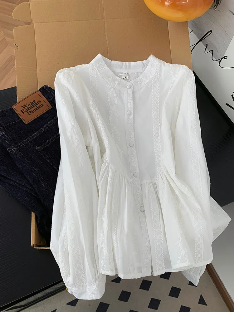 

Ele Embroidered White Long Sve irt Women's Premium Quali Faionable Unique Stand Collar Bubble Sve Light Luxur...