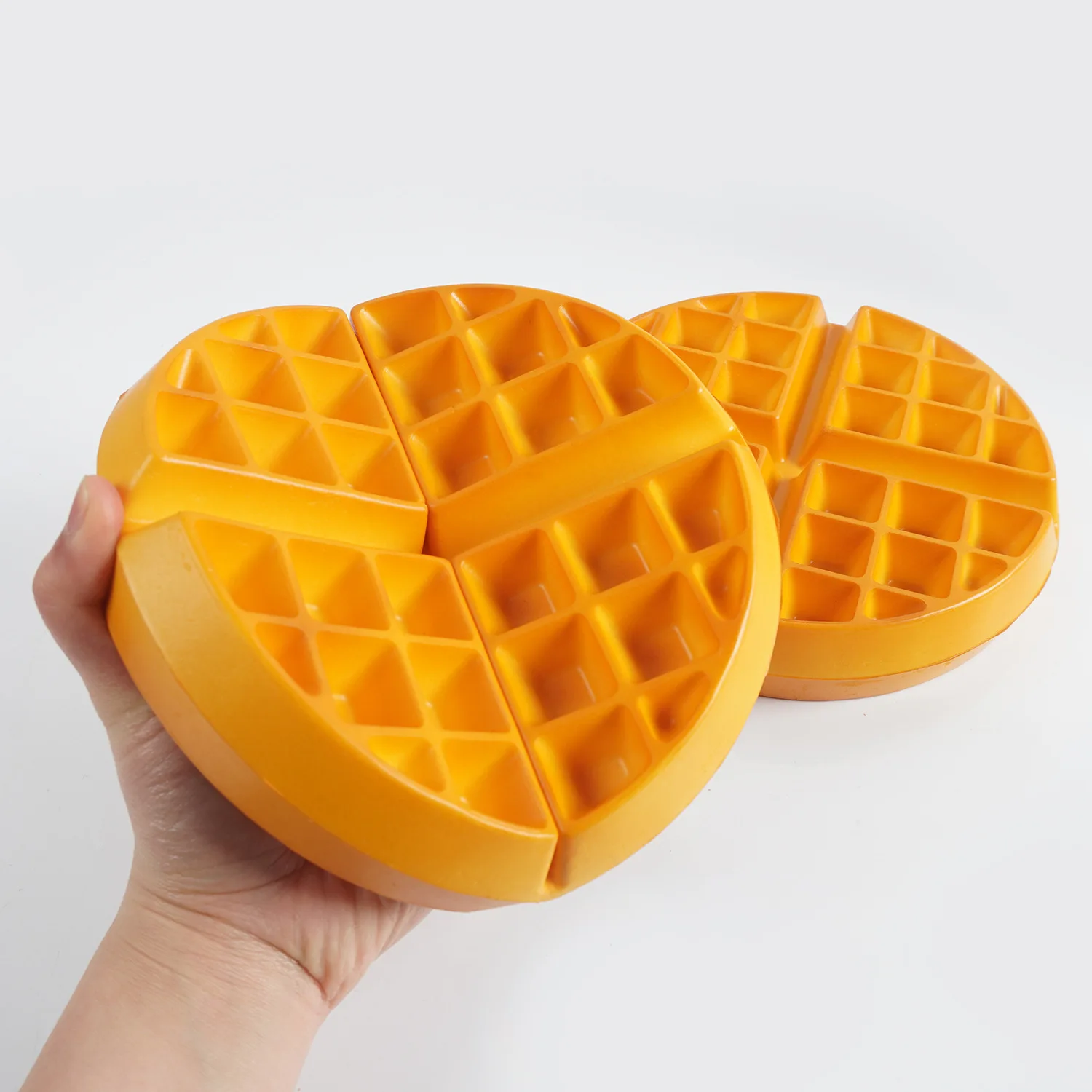 

Artificial Waffle Bread Model Fake Food Grid Waffle Prop PU Simulation Photography Props Bakery Shop Window Display Decoration