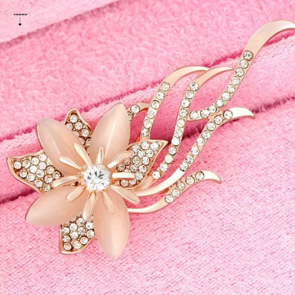 Sweater Buckle Clothing Alloy Flower Bridal Crystal Women Accessories Rhinestone Wedding Tassel Brooch