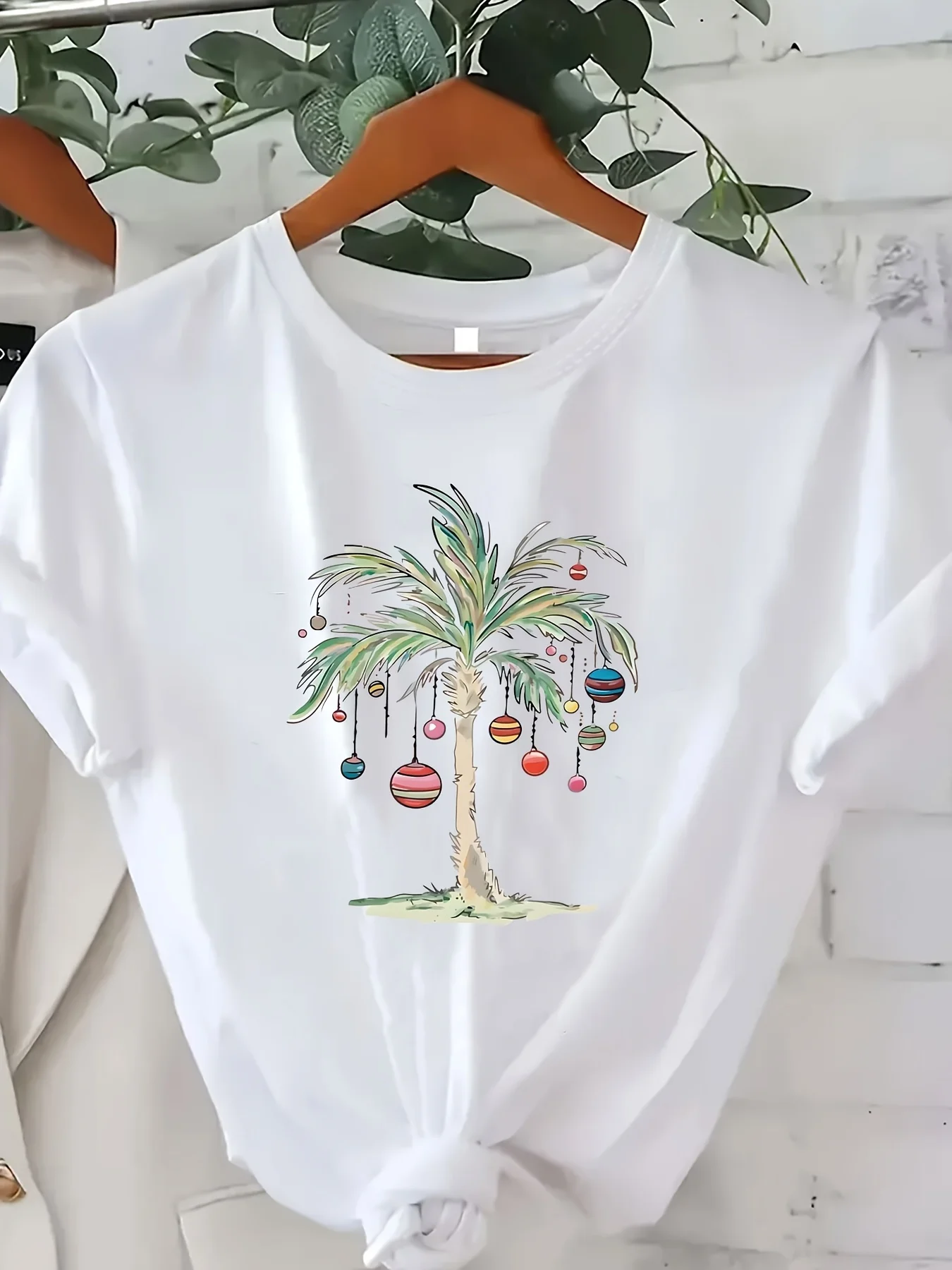 

Женская футболка с рождественским рисунком пальмы, праздничные украшения и колокольчики