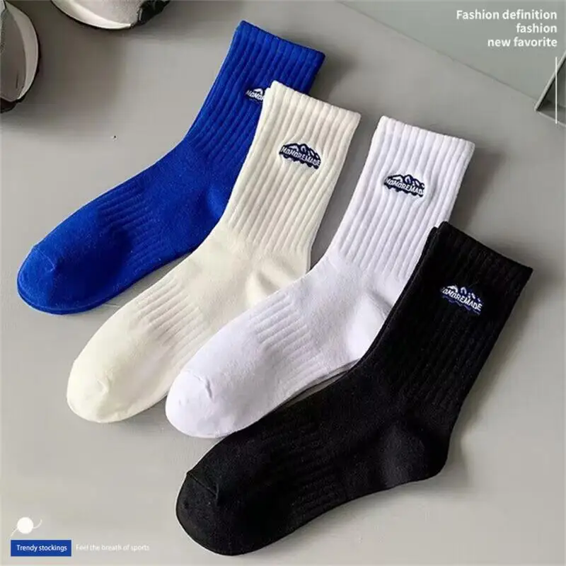 1 Pairs Cotton Socks Men Sports Breathable New Designer Socks Long Tube Cotton Sock Skateboard Casual Men And Women Luxury Sock