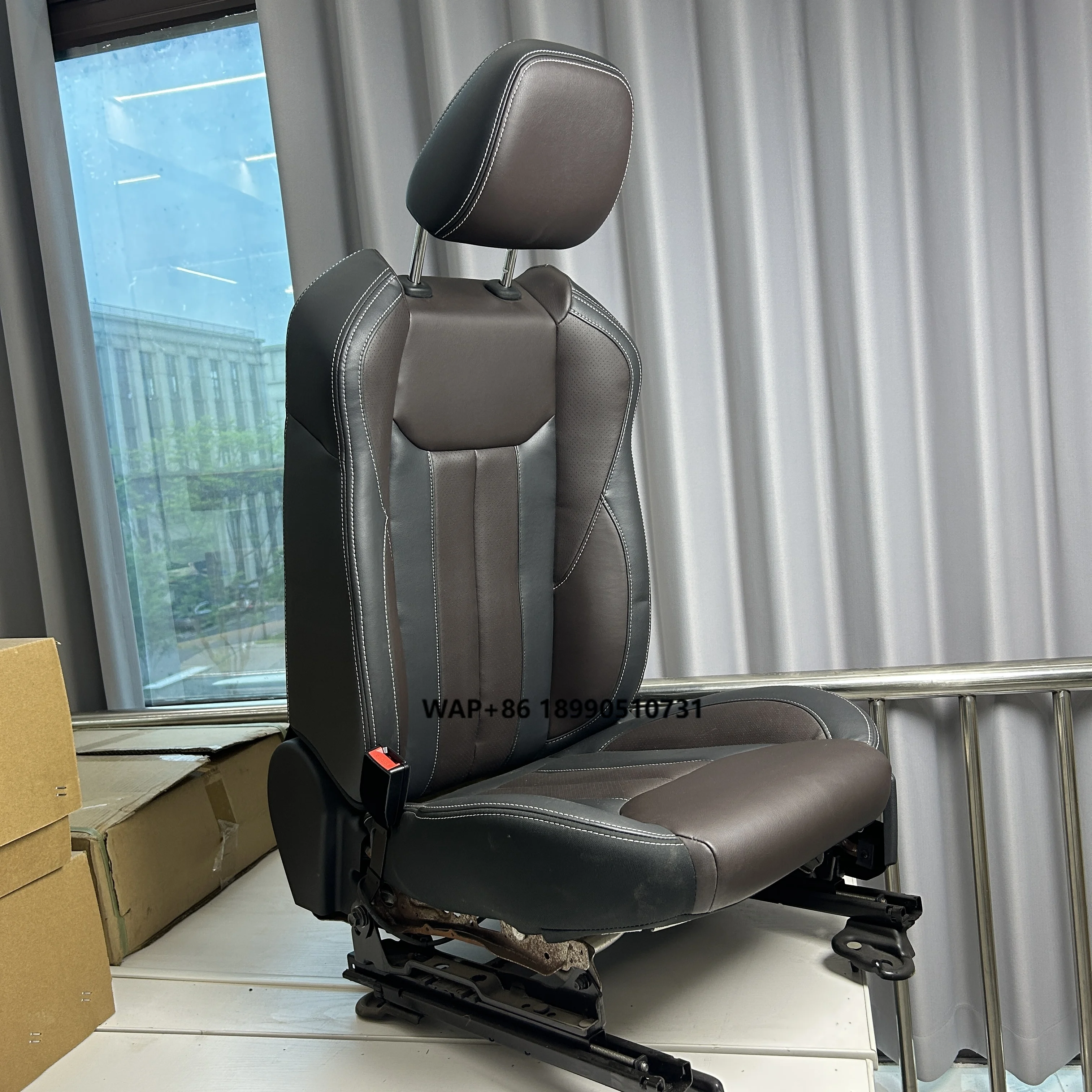 

Luxury Car Interior Accessories Power Adjustable Electric Car Seat Leather Car Seats