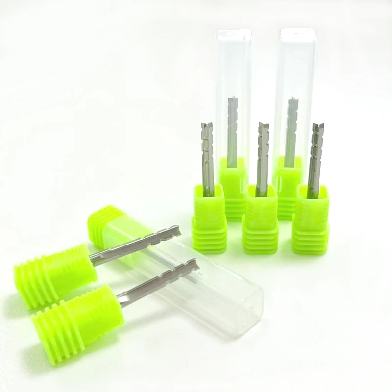 1Pc Router Bit for Plywood and Woodworking - 3 Flute Straight, Slot Chip Breaker, for CNC Trimming and Carving