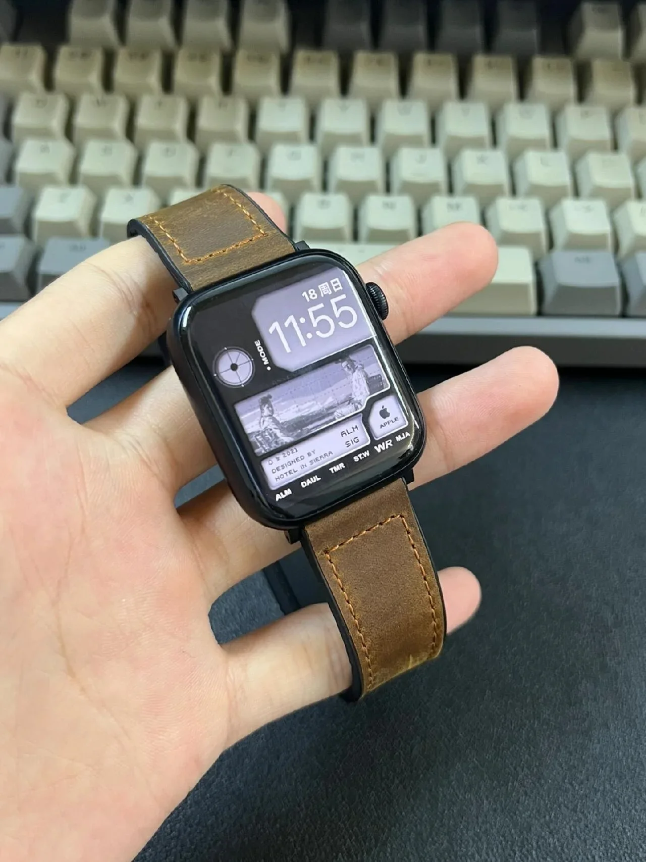 Superior Magnetic Leather loop For Apple Watch band women Series 10/9/8/7/6/5/4/3/2/1 38mm 40mm 41mm 42mm 44mm 45mm 46mm Strap