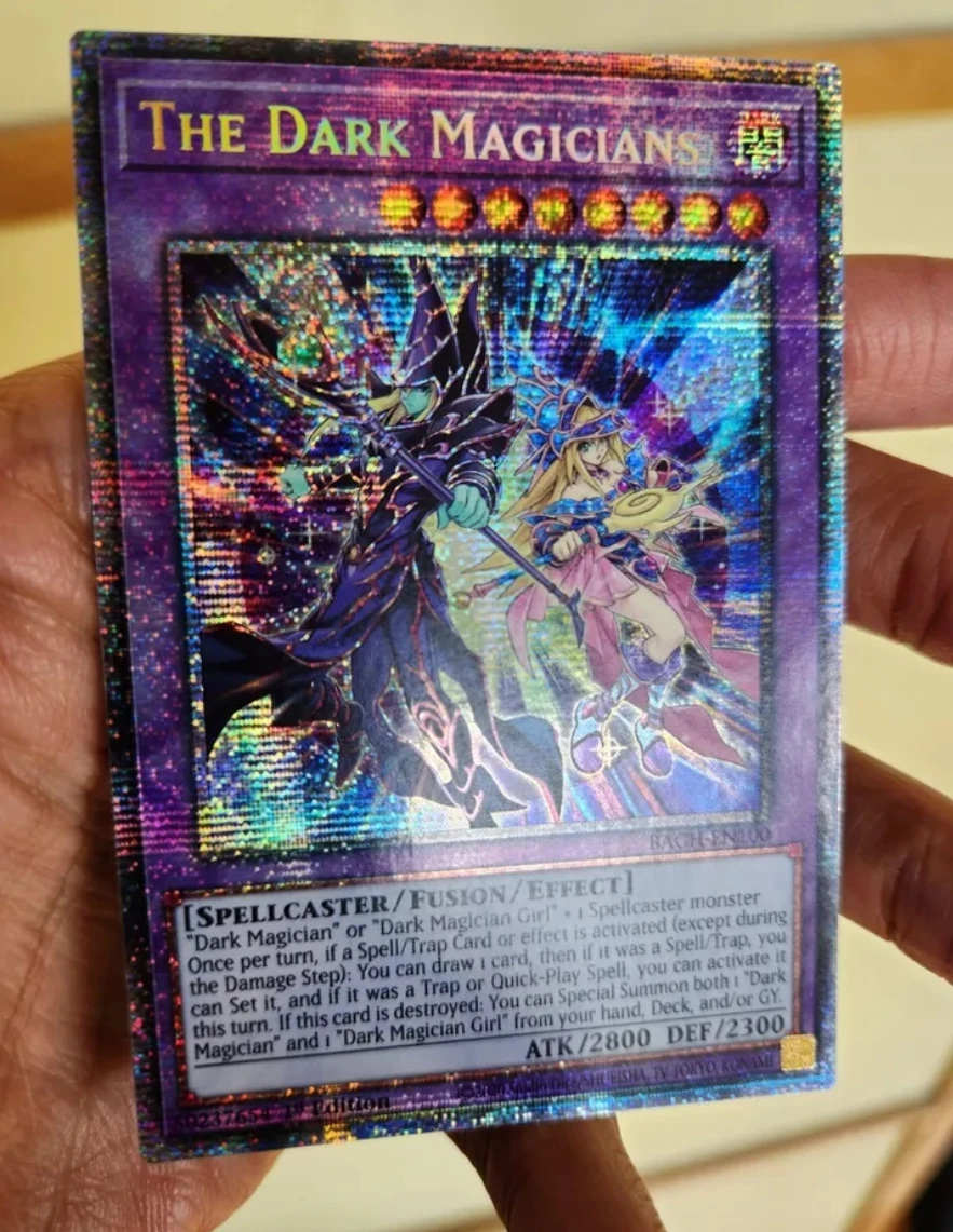 Yugioh-KONAMI Duel Monsters, BACH-EN100 los magos oscuros, secreto prismático, raro, inglés, 1ª edición, Colección, tarjeta de menta