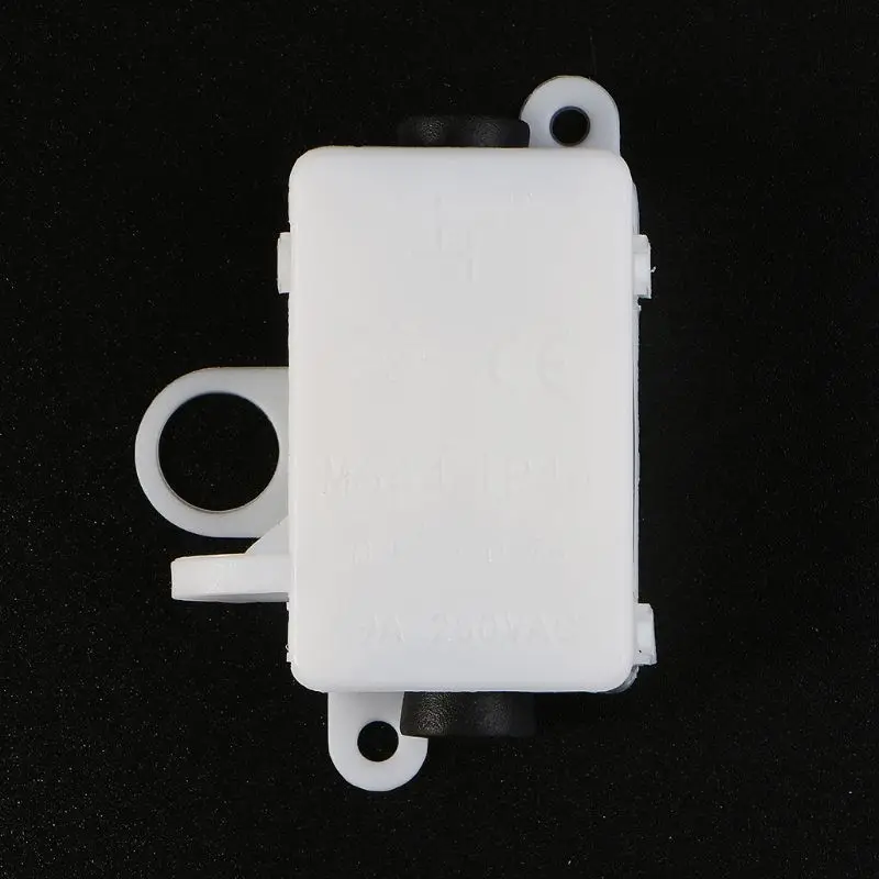 10A 250V AC 3 Pin IP44สายเคเบิลไฟฟ้ากันน้ำลวดเชื่อมต่อกล่อง