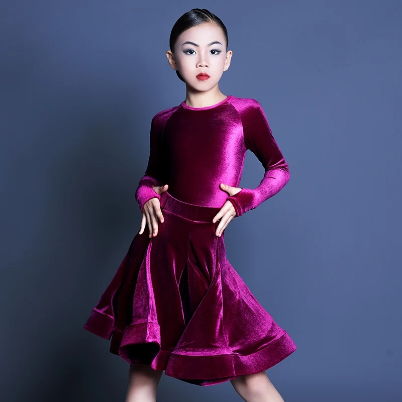 

2024 New Latin Dance Dress For Girls Long Sleeved Split Skirts Velvet Suit Practice Clothes Chacha Samba Latin Costumes DN19287