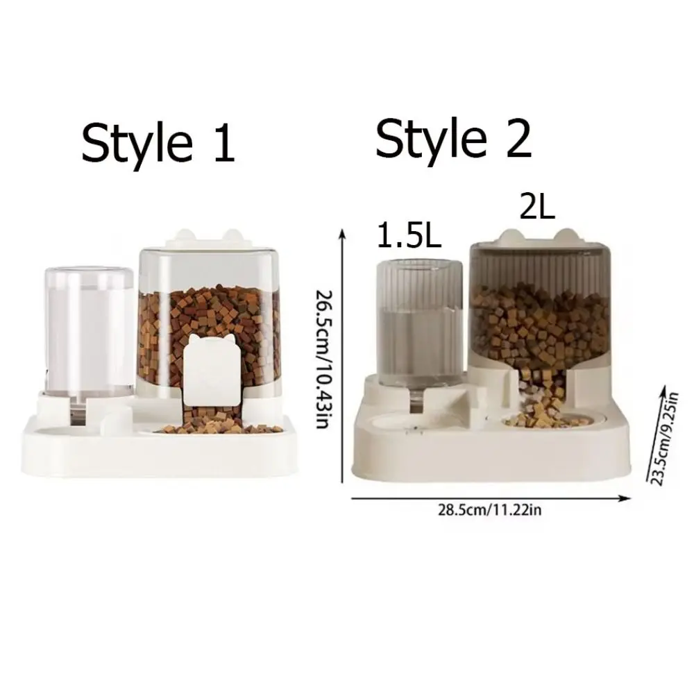 พร้อมชามอาหาร Cat เครื่องป้อนอัตโนมัติ เครื่องจ่ายน้ําสุนัขความจุขนาดใหญ่อัตโนมัติ เครื่องจ่ายอาหารสัตว์เลี้ยงแบบแห้งเปียกแยก