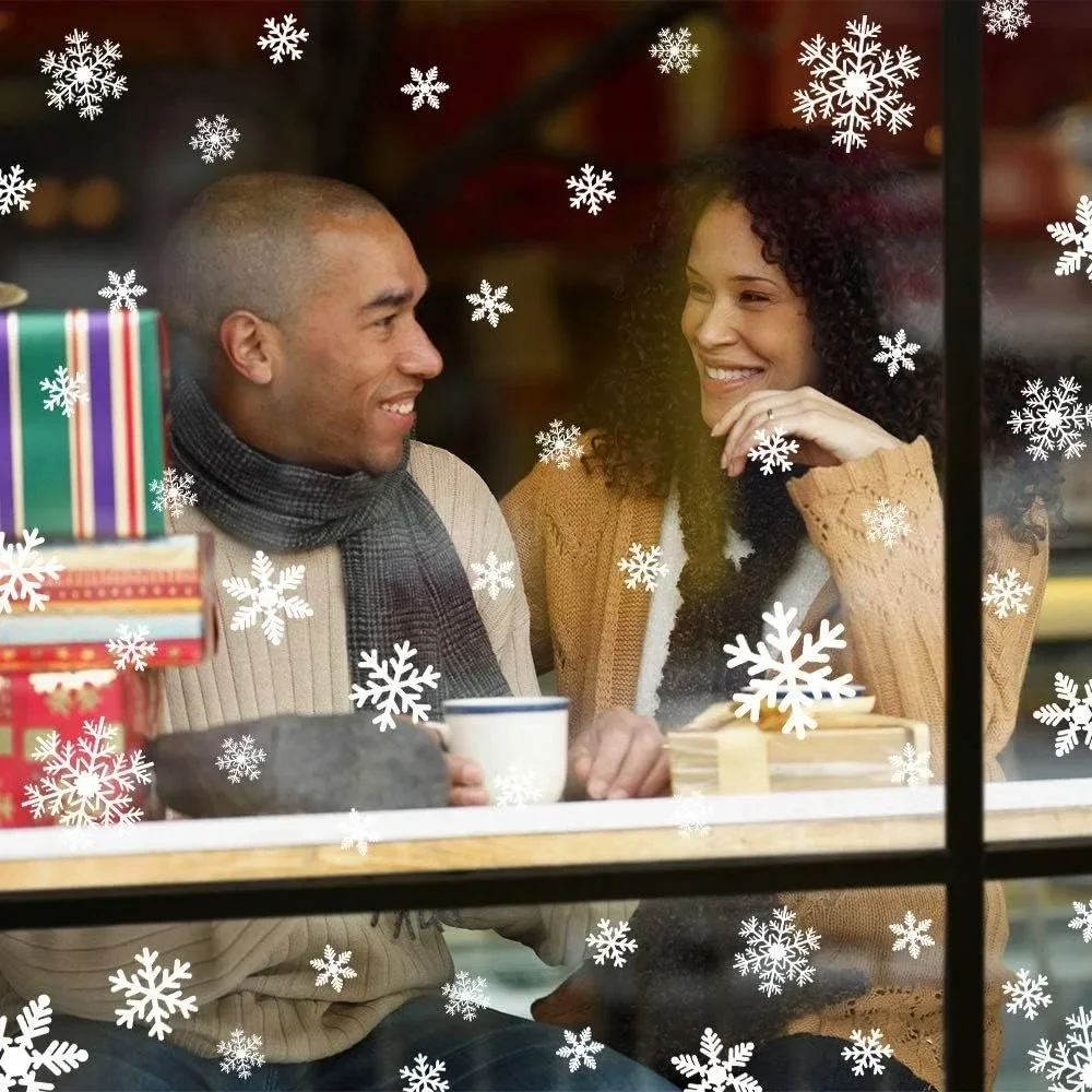 121PCS Christmas Snowflake Window Stickers, Including Various Sizes of Snowflake Patches, Static Adsorption Without Leaving Glue